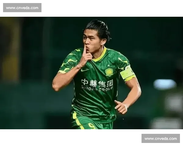 张玉宁回归国安！停赛两战终解禁，全队列队拍头迎核心