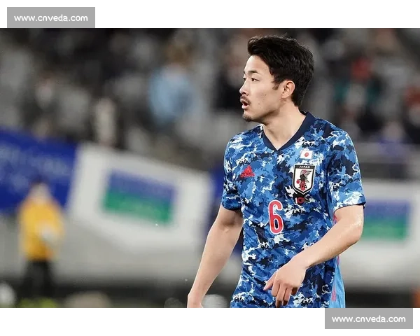 日本铁卫板仓滉接近登陆荷甲!阿贾克斯个人协议达成,转会进入攻坚阶段 日本铁卫板仓滉接近登陆荷甲!阿贾克斯个人协议达成,转会进入攻坚阶段